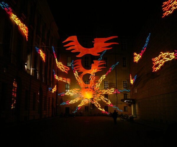 Luci d’Artista 2021/2022 a Torino e la città si illumina a festa!