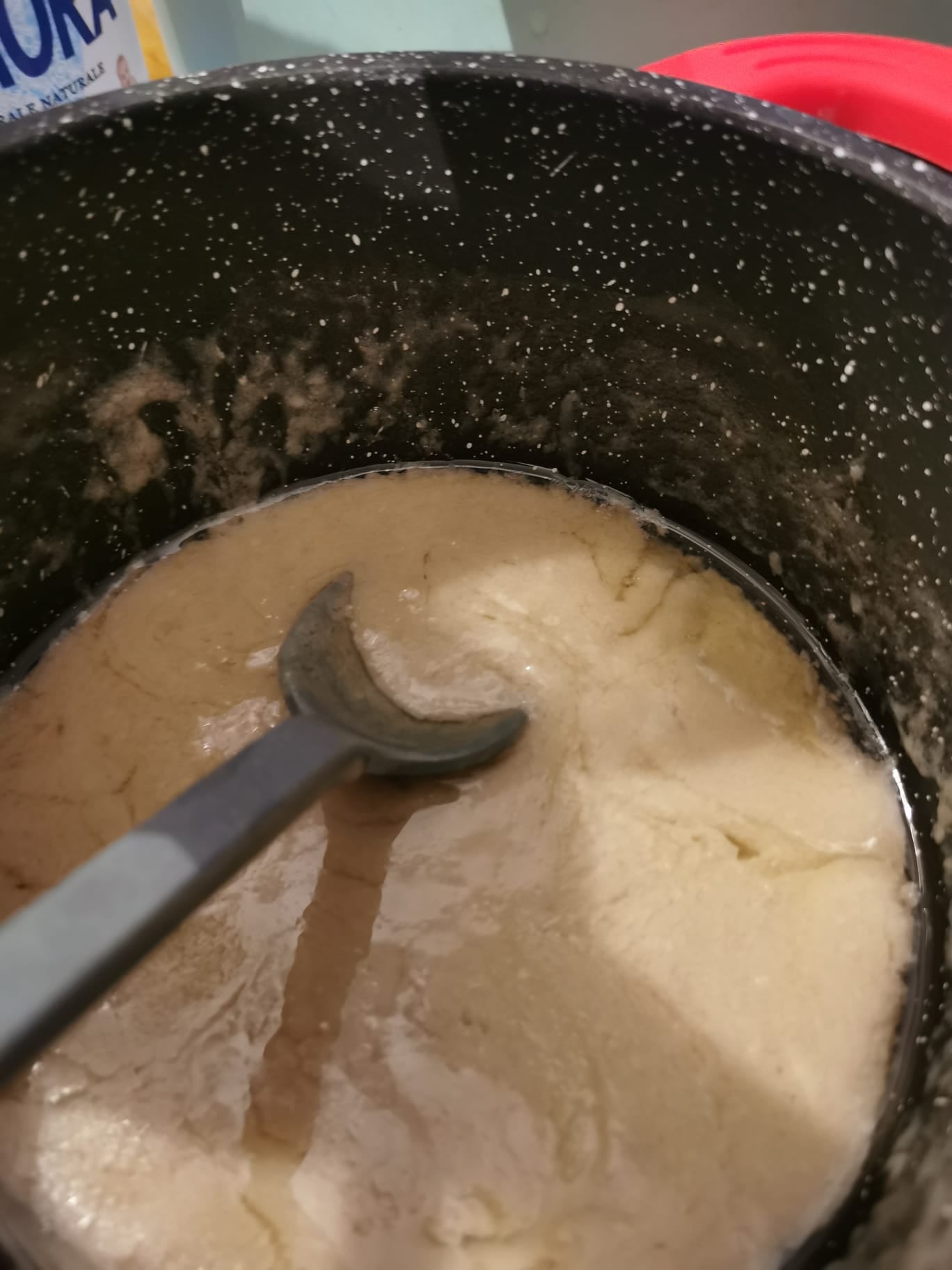 Voglia di bagna cauda? Scopri le sagre dove mangiarla in Piemonte sabato 24 e domenica 25 gennaio 2026