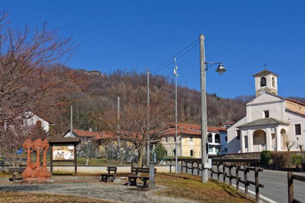 Cintano, il paese del Basilisco tra i boschi della Valle Sacra