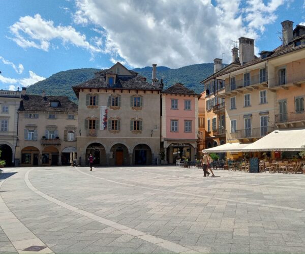 Domodossola: porta delle Alpi e cuore della Val d’Ossola