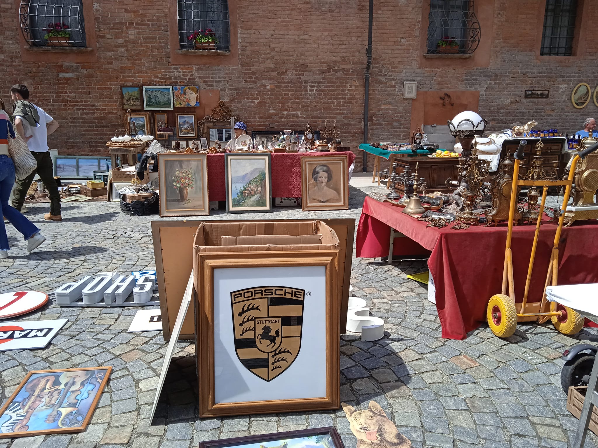 Antiquariato, usato e vintage: scopri tutti i mercatini di oggi Domenica 11 Novembre in Piemonte