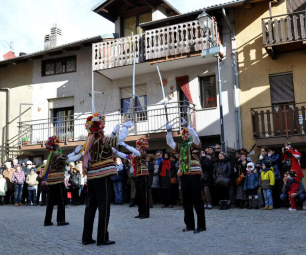 Venaus in festa: tra Spadonari, Savoiarde e Carnevale, un febbraio  indimenticabile!