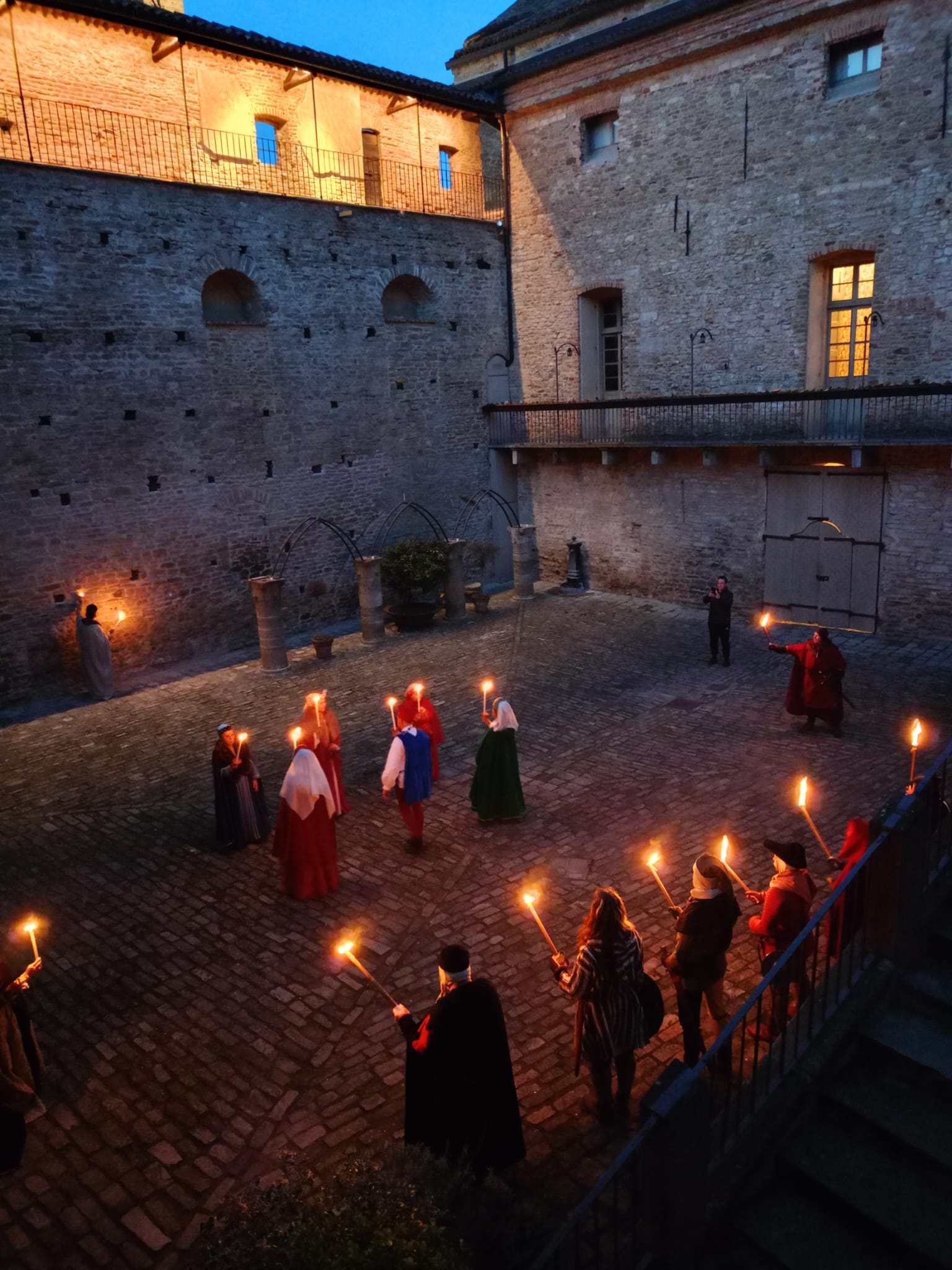 “M’illumino di Meno”: al Castello di Monastero Bormida una serata medievale a lume di candela